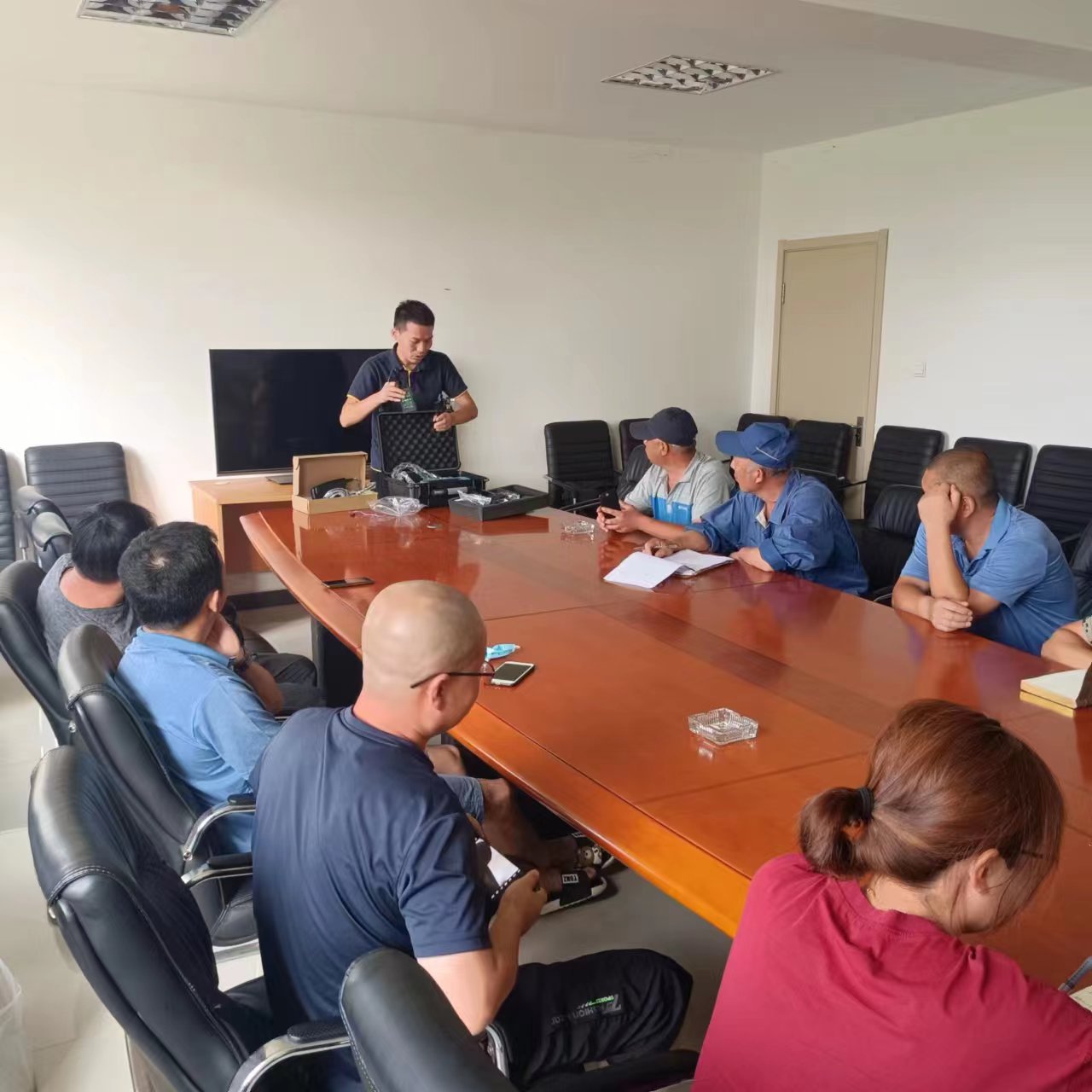 大连金弘基集团奶牛场B超培训